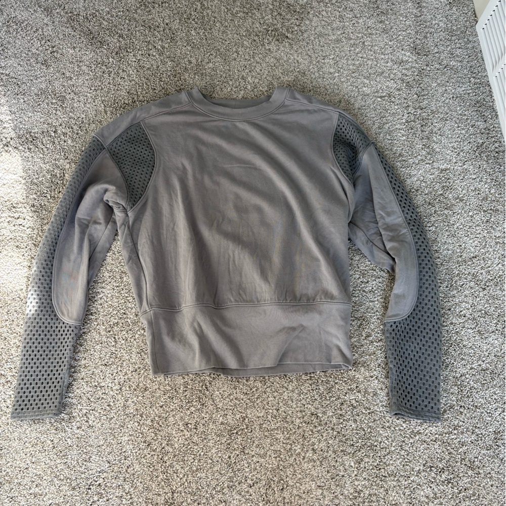 Alo sweater